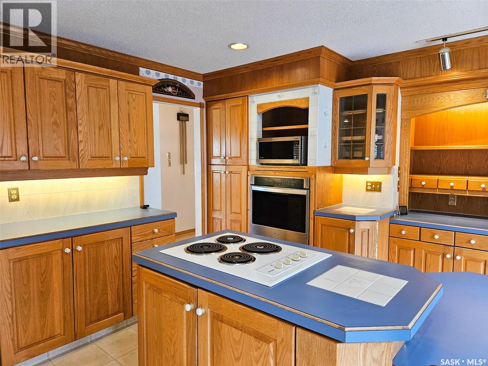 720 Whyte Avenue, Swift Current, Saskatchewan S9H 1P7 - Photo 6 - SK037498