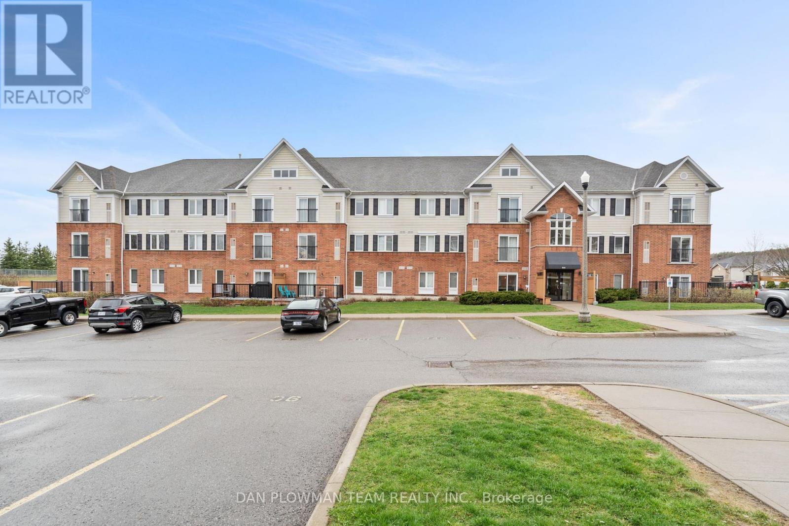 209 - 306 Spillsbury Drive, Peterborough, Ontario  K9K 0B5 - Photo 2 - X13211292