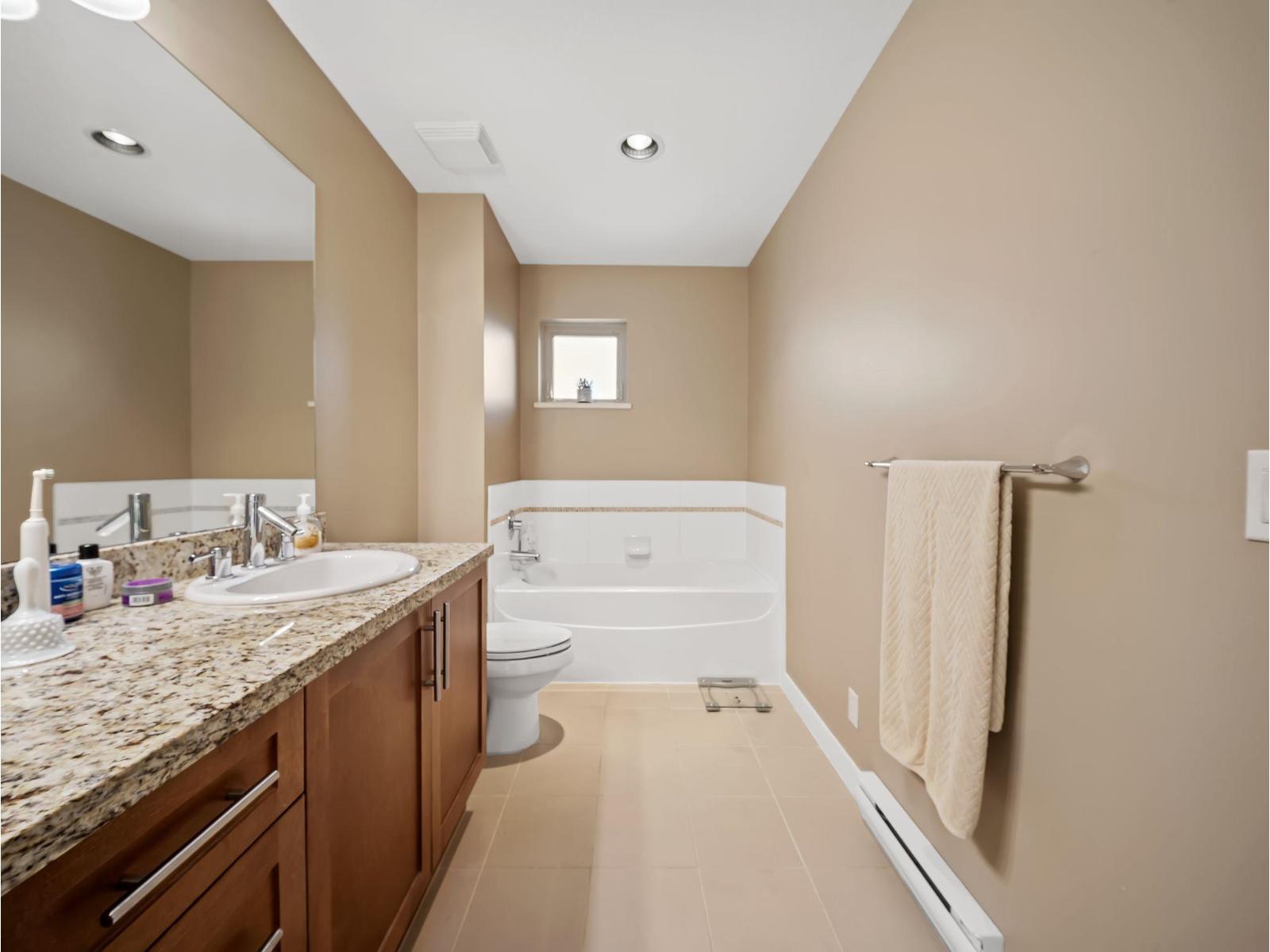 71 2738 158 Street, Surrey, British Columbia  V3Z 3K3 - Photo 32 - R3128990
