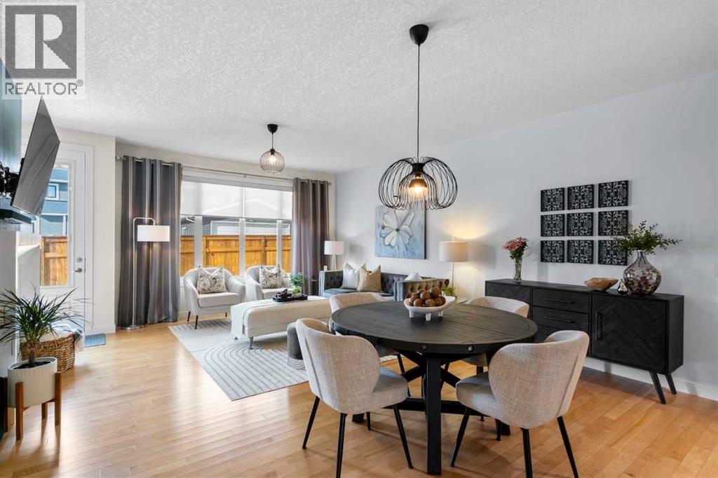 25 Fireside Landing, Cochrane, Alberta  T4C 0V9 - Photo 8 - A2314774