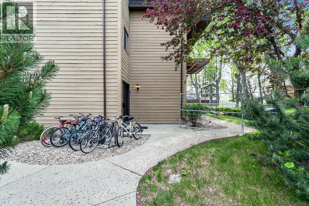 20, 3519 49 Street NW, Calgary, Alberta  T3A 2C7 - Photo 50 - A2314908