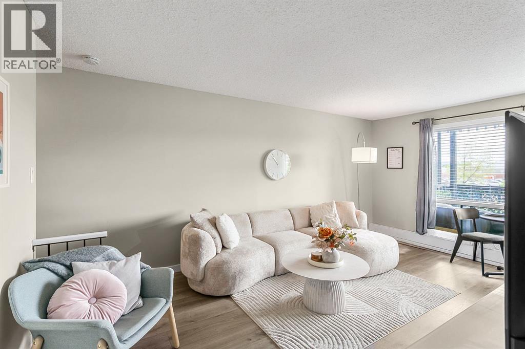 20, 3519 49 Street NW, Calgary, Alberta  T3A 2C7 - Photo 5 - A2314908