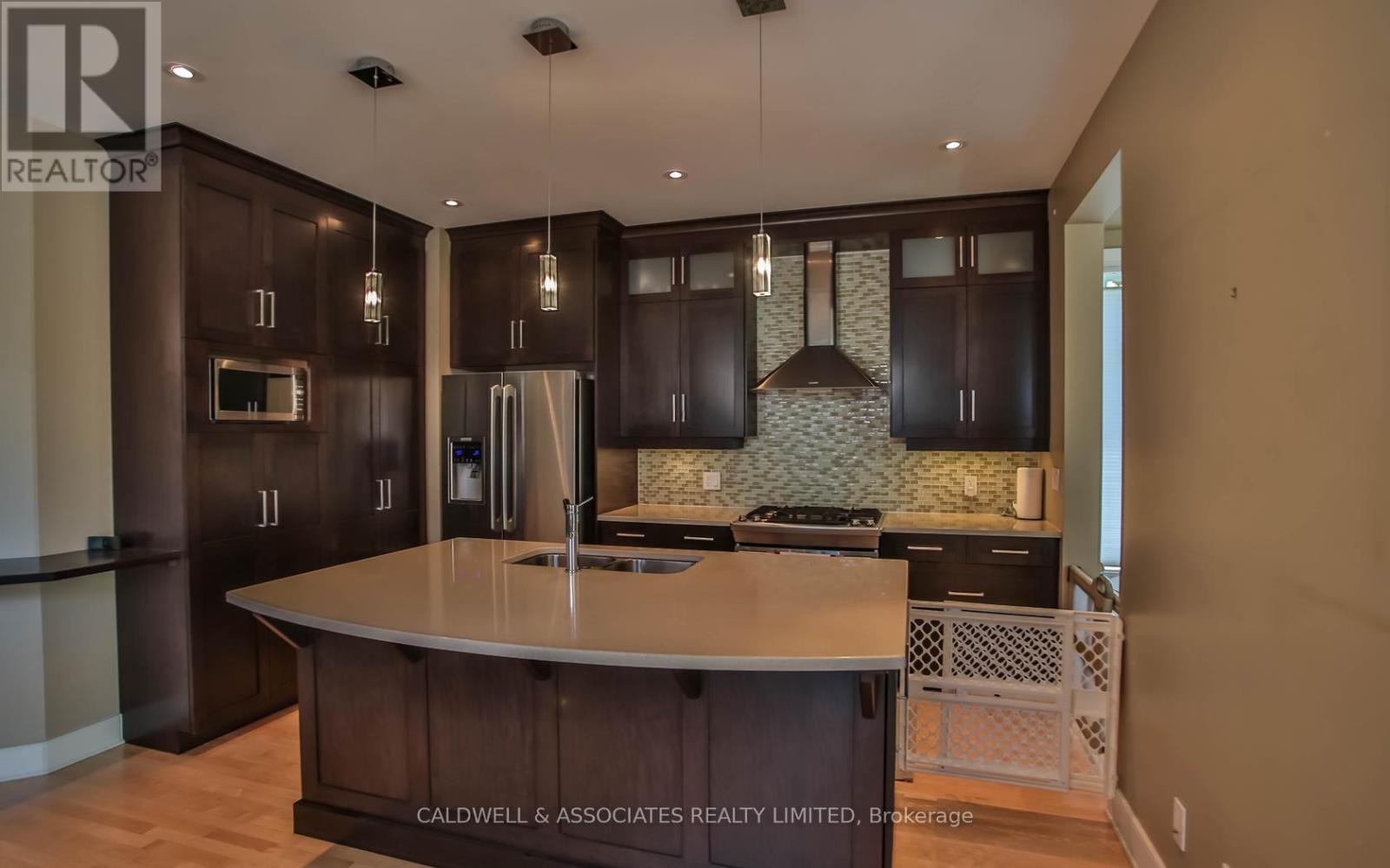 158 Marlborough Avenue, Ottawa, Ontario  K1N 8G2 - Photo 8 - X13211330