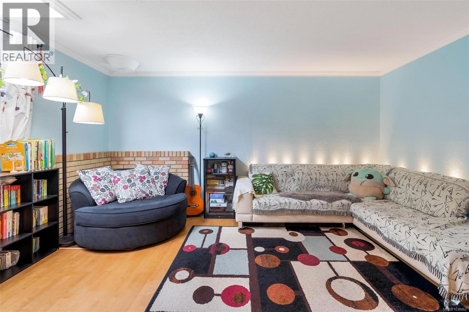 9 400 Culduthel Rd, Saanich, British Columbia V8Z 1G1 - Photo 8 - 1038462