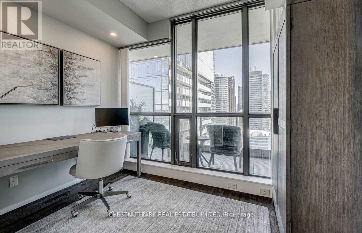 2904 - 8 Charlotte Street, Toronto, Ontario  M5V 0K4 - Photo 10 - C13211358