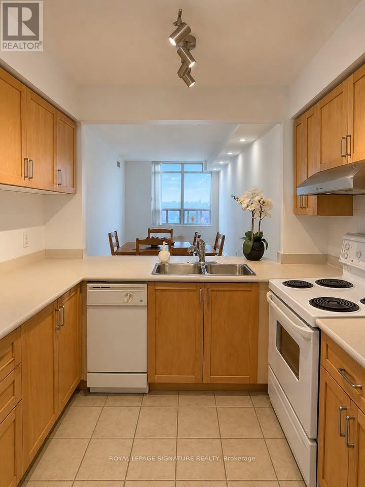 1908 - 8 Hillcrest Avenue, Toronto, Ontario  M2N 6Y6 - Photo 3 - C13211370