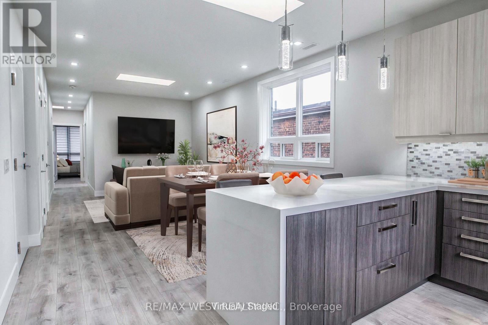 268 Sterling Road, Toronto, Ontario  M6R 2B9 - Photo 15 - C13211386