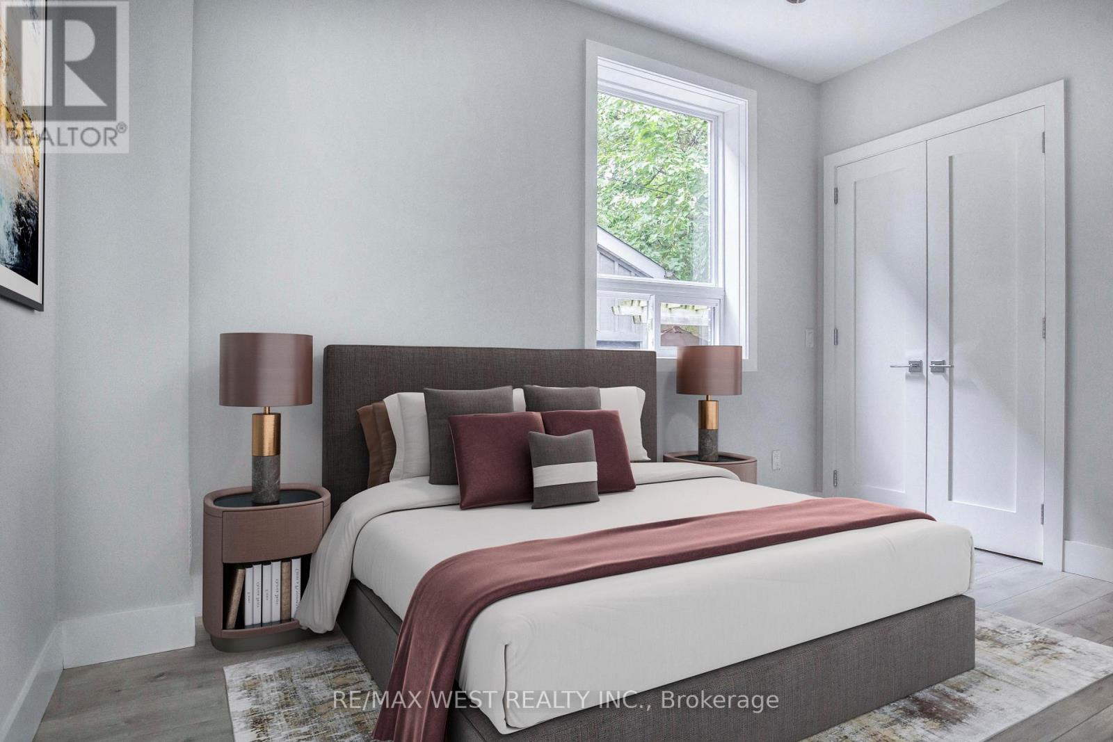 268 Sterling Road, Toronto, Ontario  M6R 2B9 - Photo 4 - C13211386