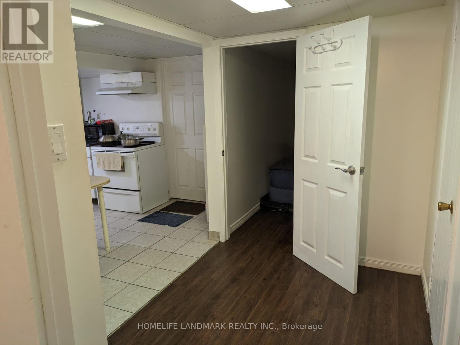 ( Lower ) - 81 Clydesdale Drive, Toronto, Ontario  M2J 3N3 - Photo 7 - C13211428