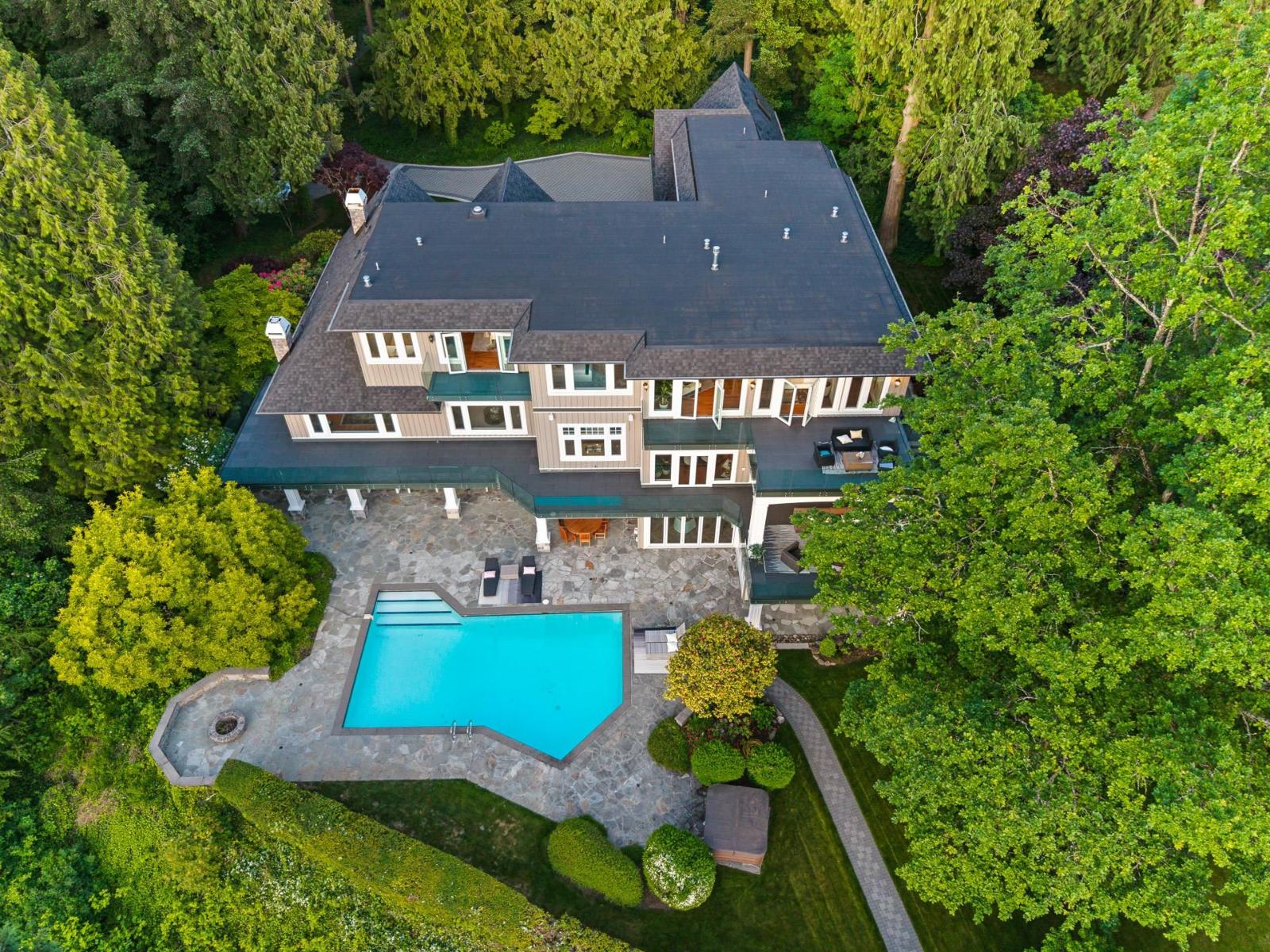13419 Crescent Road, Surrey, British Columbia  V4P 1J5 - Photo 3 - R3129470