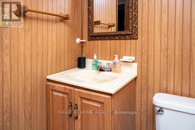 148 Glen Albert Drive, Toronto, Ontario  M4B 1J3 - Photo 20 - E13211344
