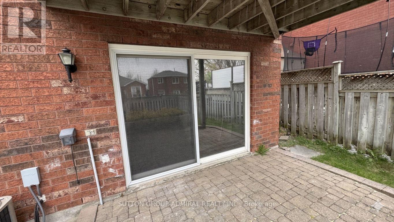 Lower - 12 Revelstoke Court, Barrie, Ontario  L4N 8X7 - Photo 10 - S13148004