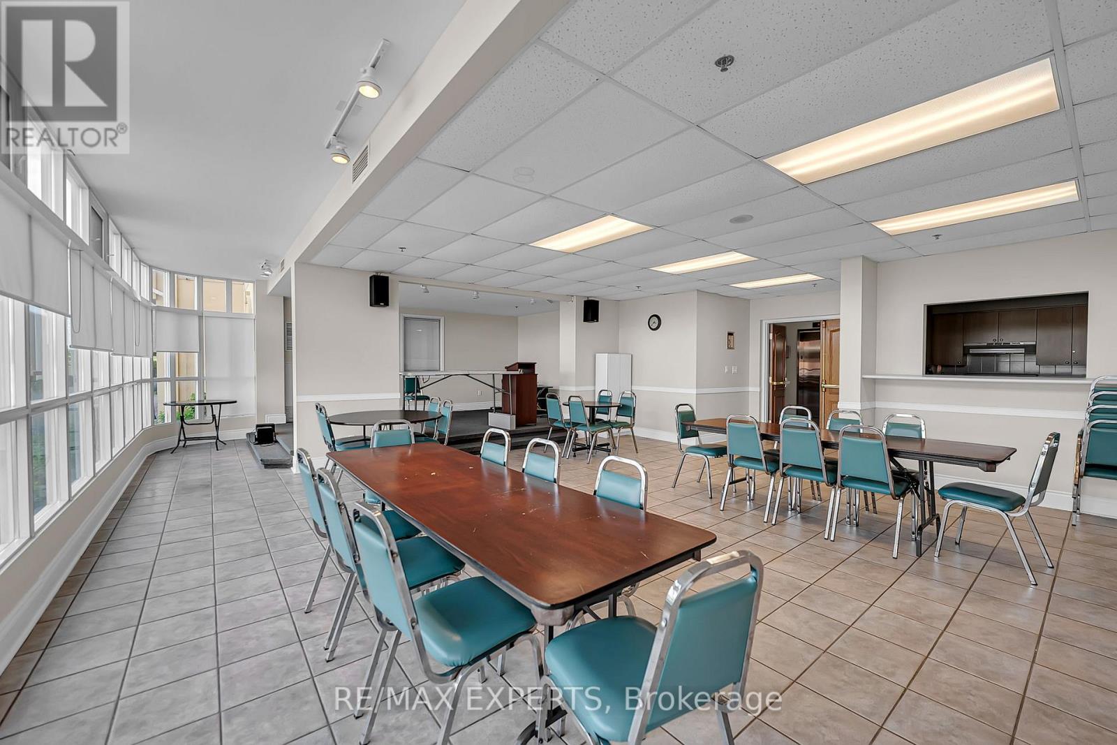 214 - 7373 Martin Grove Road, Vaughan, Ontario L4L 9K1 - Photo 37 - N13211452
