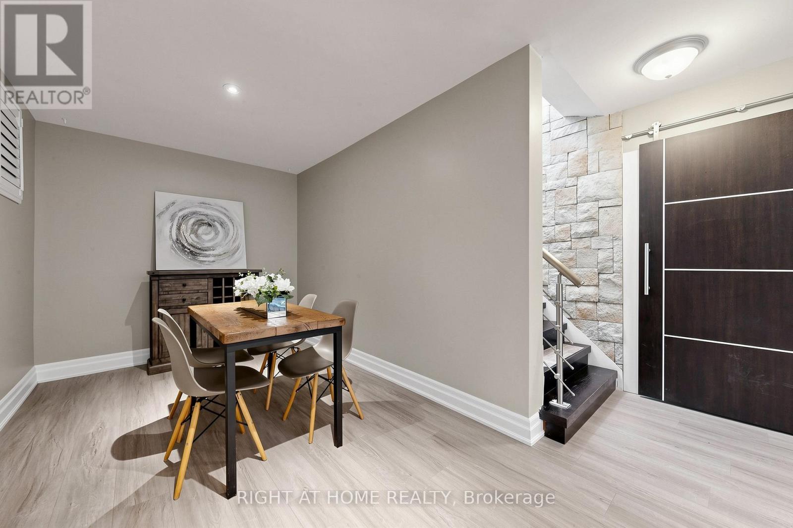 148 Patterson Road, Barrie (Ardagh), Ontario  L4N 3W4 - Photo 25 - S13211436