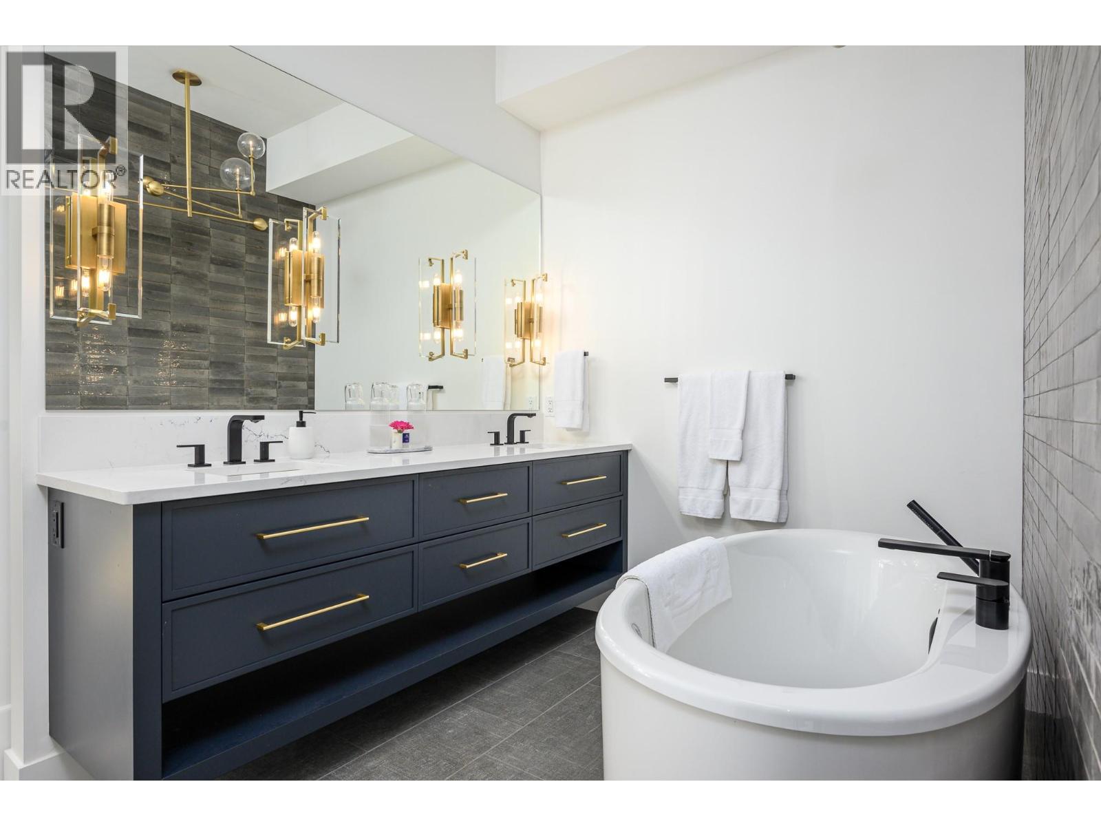 105 Predator Ridge Drive Unit# 21, Vernon, British Columbia  V1H 0A5 - Photo 18 - 10376677