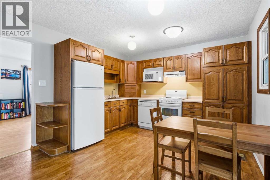 1117 Grey Avenue, Crossfield, Alberta  T0M 0S0 - Photo 9 - A2310709