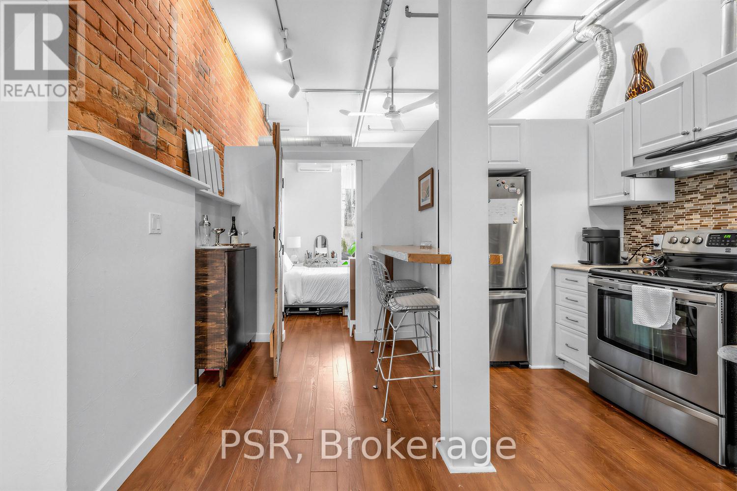 4 - 121 Prescott Avenue, Toronto, Ontario  M6N 3G8 - Photo 6 - W13211326