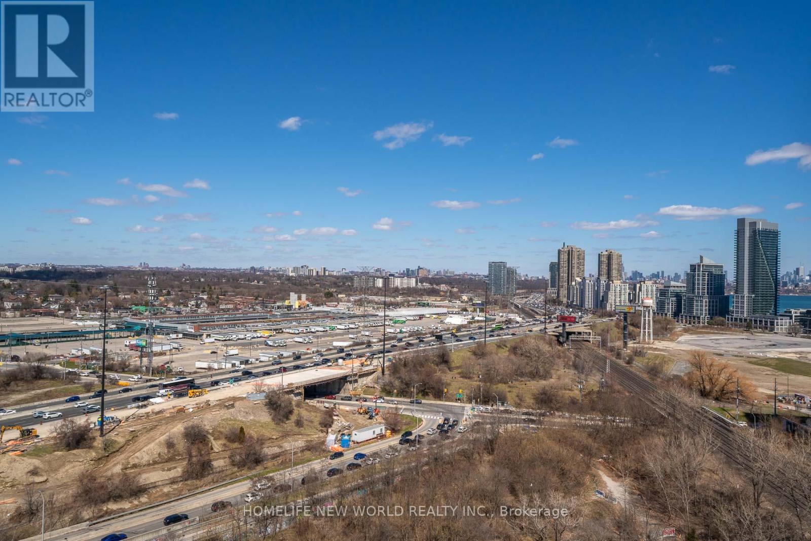 1722 - 165 Legion Road N, Toronto, Ontario  M8Y 0B3 - Photo 25 - W13211352