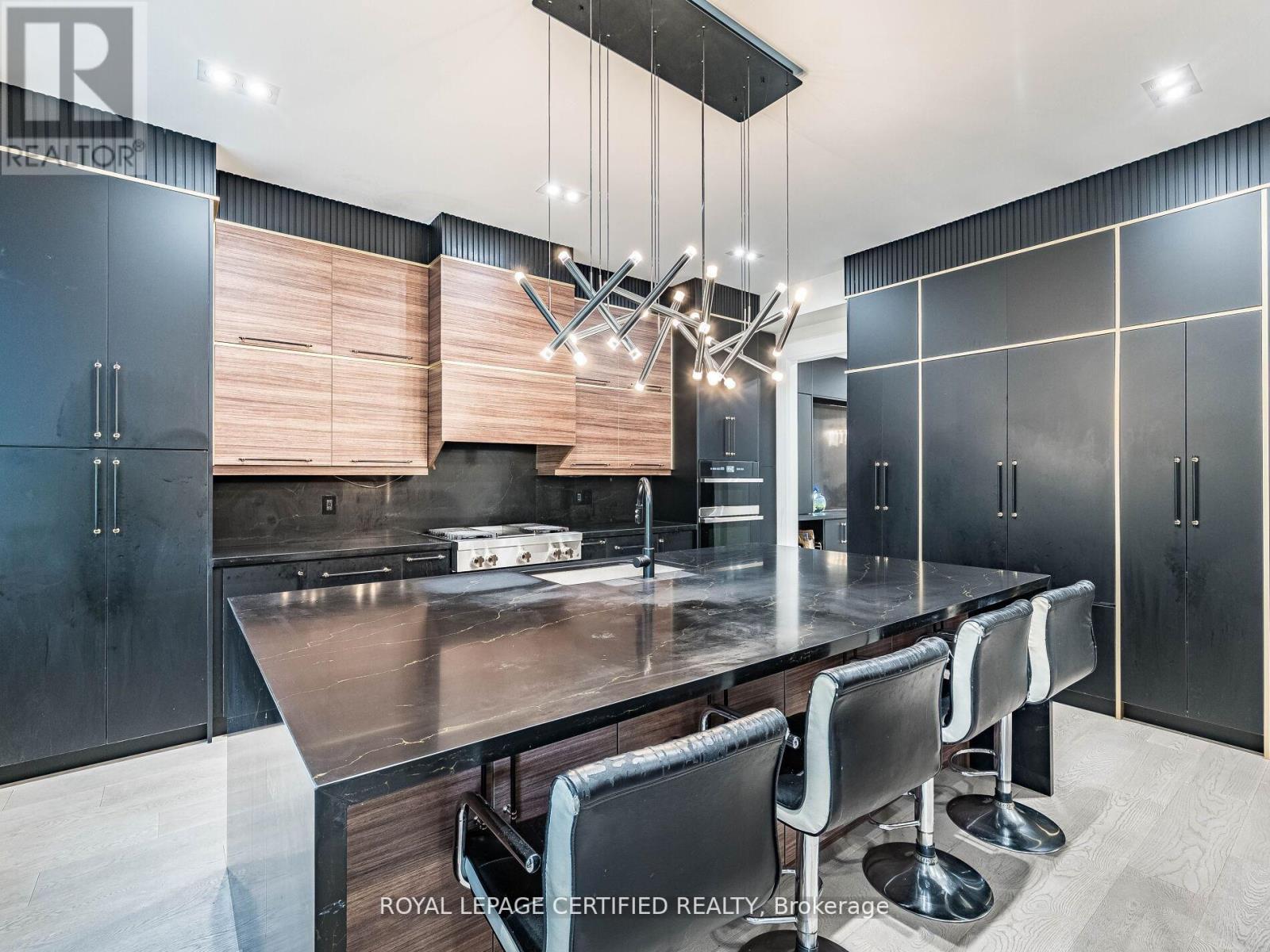 3081 Grenville Drive, Mississauga, Ontario  L5A 2P6 - Photo 14 - W13211356