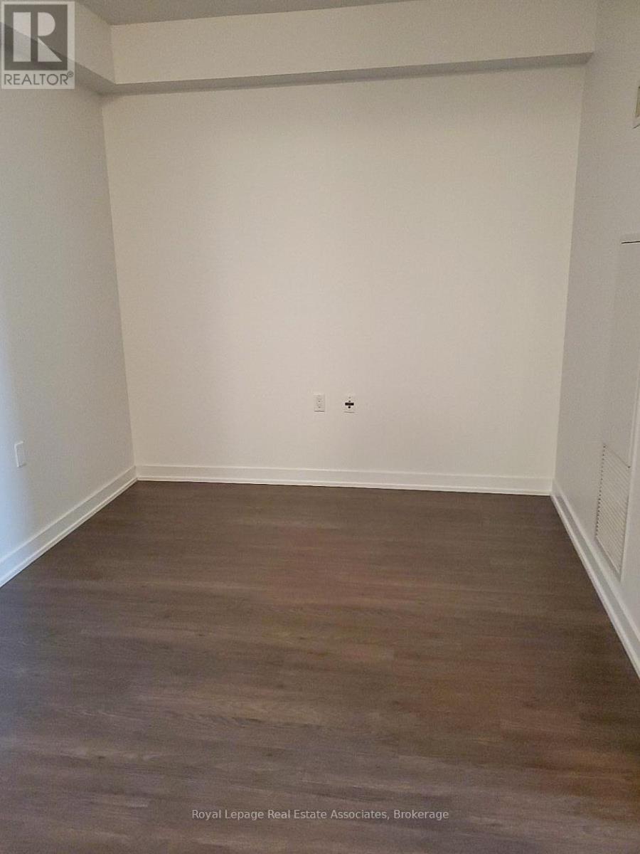 412 - 10 Park Lawn Road, Toronto, Ontario  M8Y 0B6 - Photo 4 - W13211374