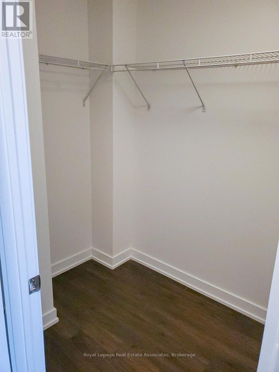 412 - 10 Park Lawn Road, Toronto, Ontario  M8Y 0B6 - Photo 5 - W13211374