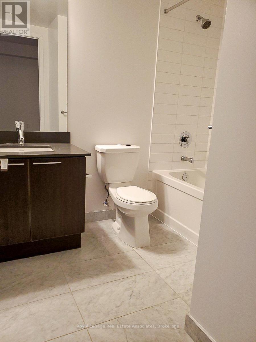 412 - 10 Park Lawn Road, Toronto, Ontario  M8Y 0B6 - Photo 7 - W13211374