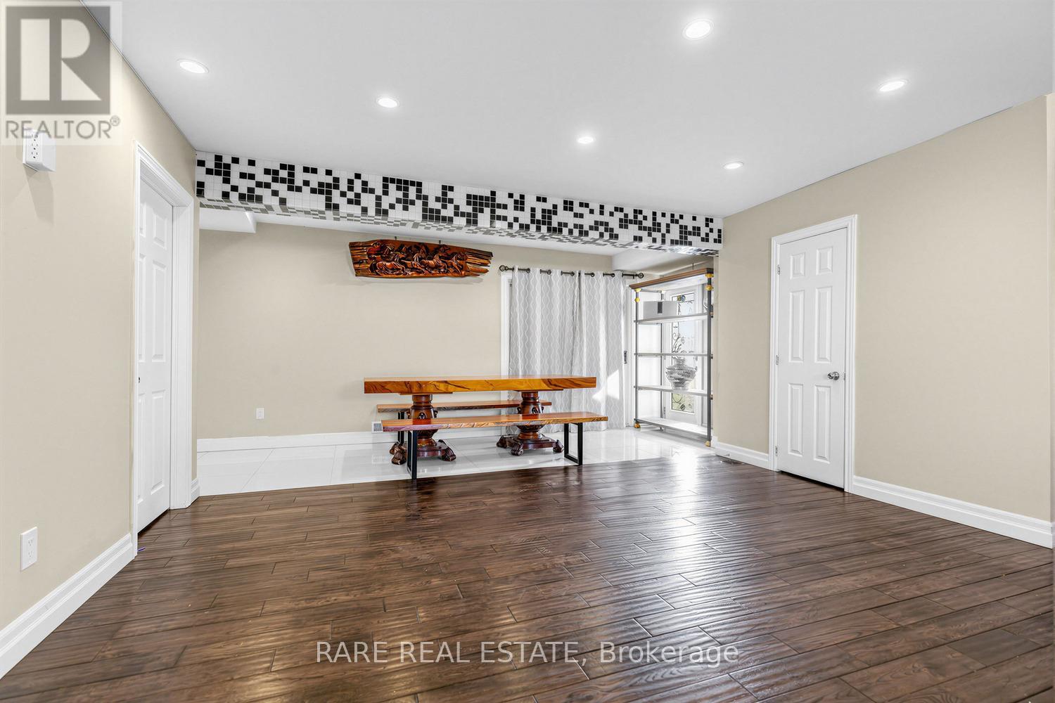 69 Fletcherdon Crescent, Toronto, Ontario  M3N 1S2 - Photo 13 - W13211402