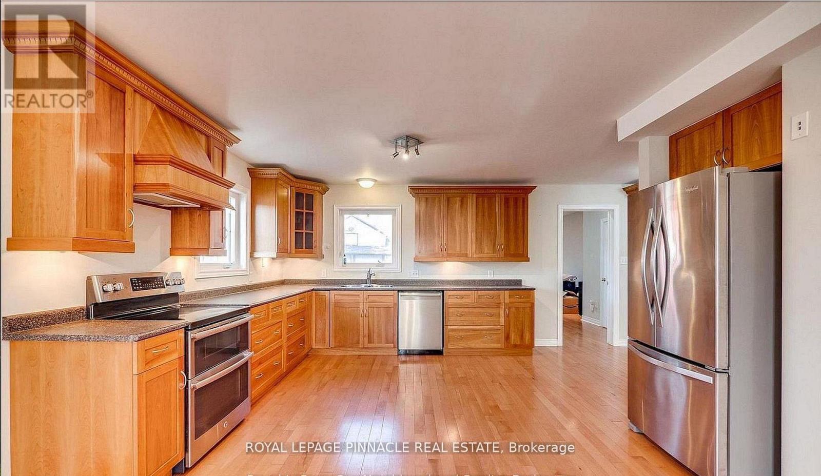 51 Main Street N, Milton, Ontario  L0P 1B0 - Photo 8 - W13211432