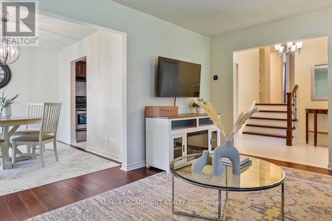 3268 Mainsail Crescent, Mississauga, Ontario  L5L 1H2 - Photo 10 - W13211450