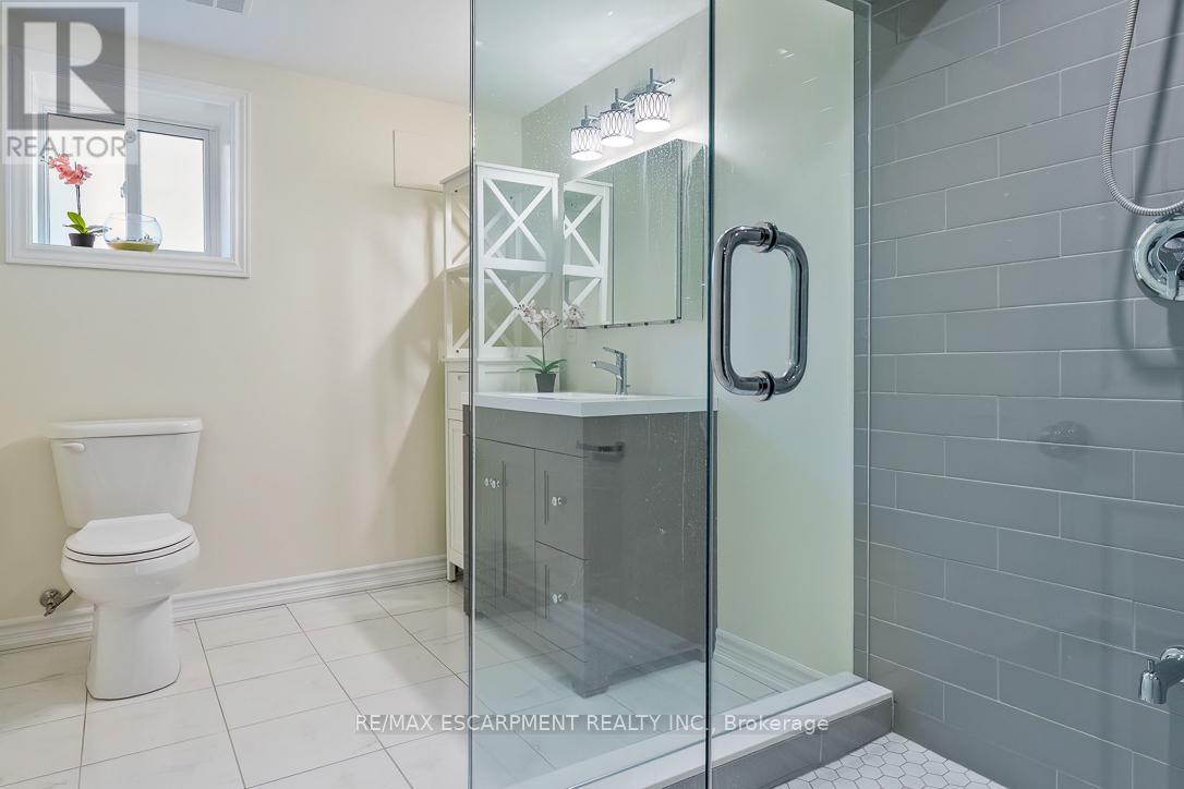 3268 Mainsail Crescent, Mississauga, Ontario  L5L 1H2 - Photo 35 - W13211450