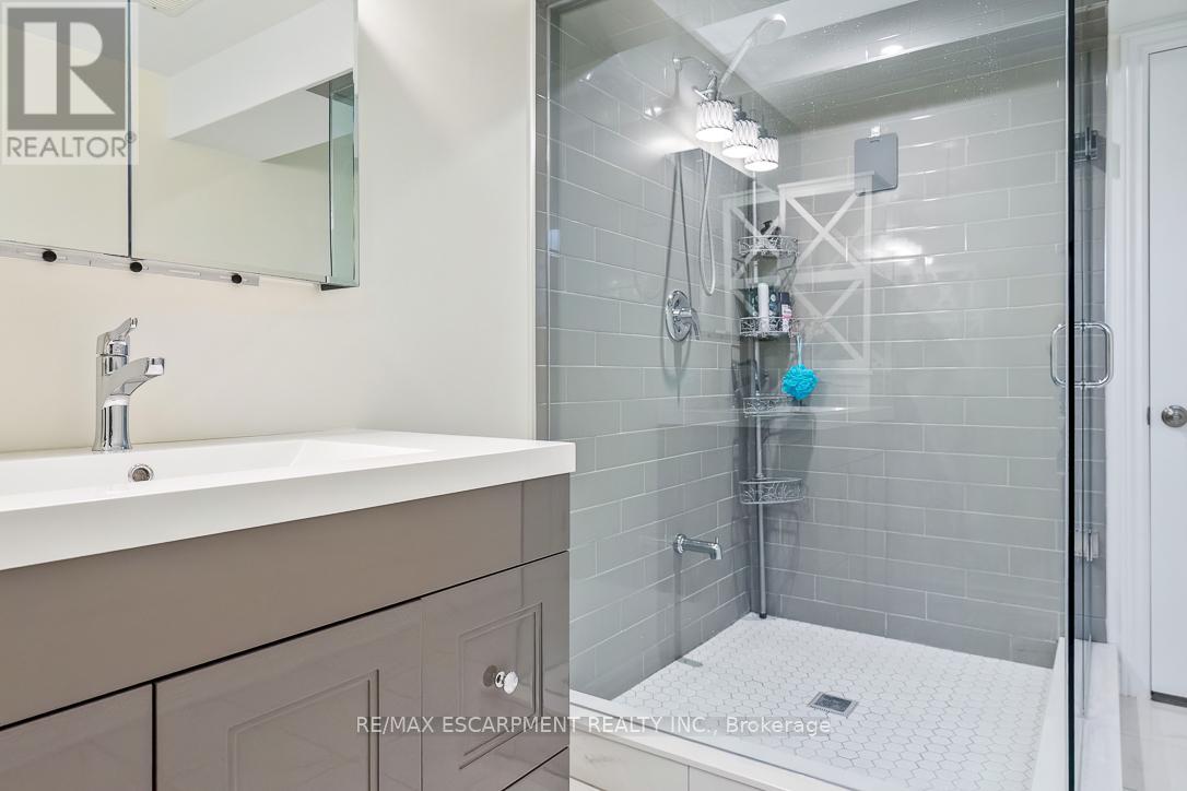 3268 Mainsail Crescent, Mississauga, Ontario  L5L 1H2 - Photo 36 - W13211450