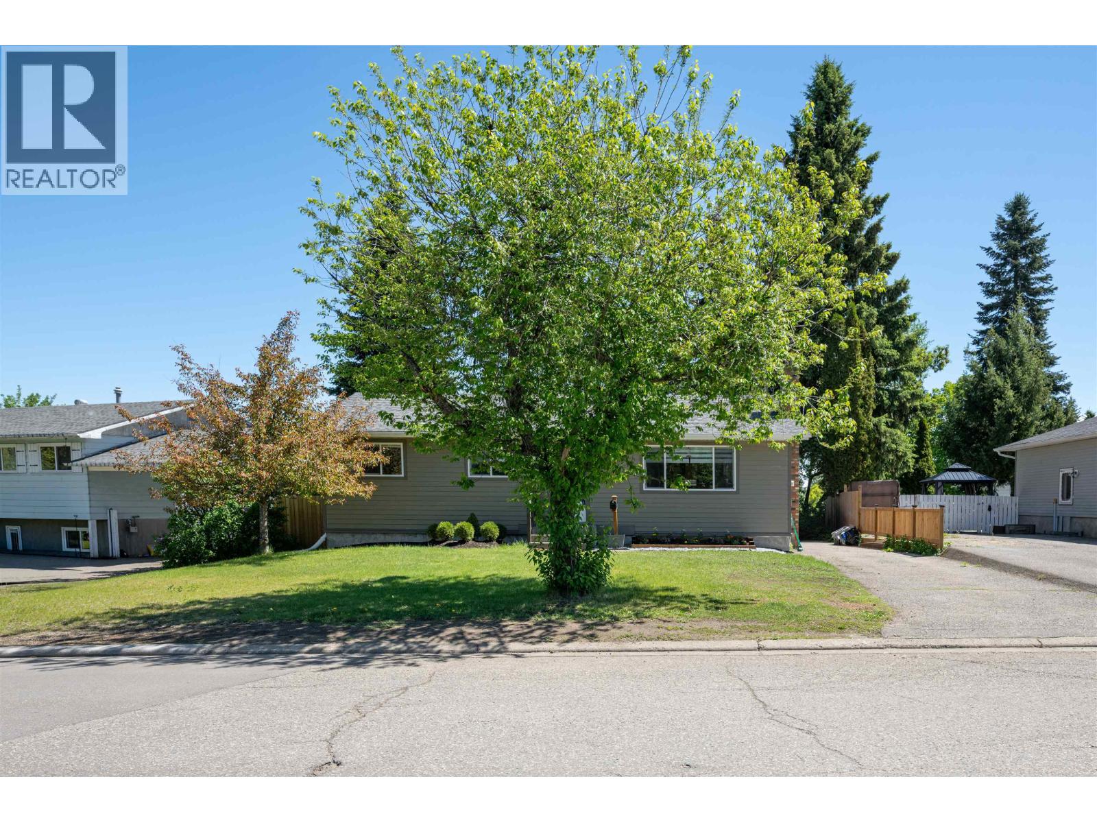 4049 Campbell Avenue, Prince George, British Columbia  V2N 2Y3 - Photo 5 - R3129499