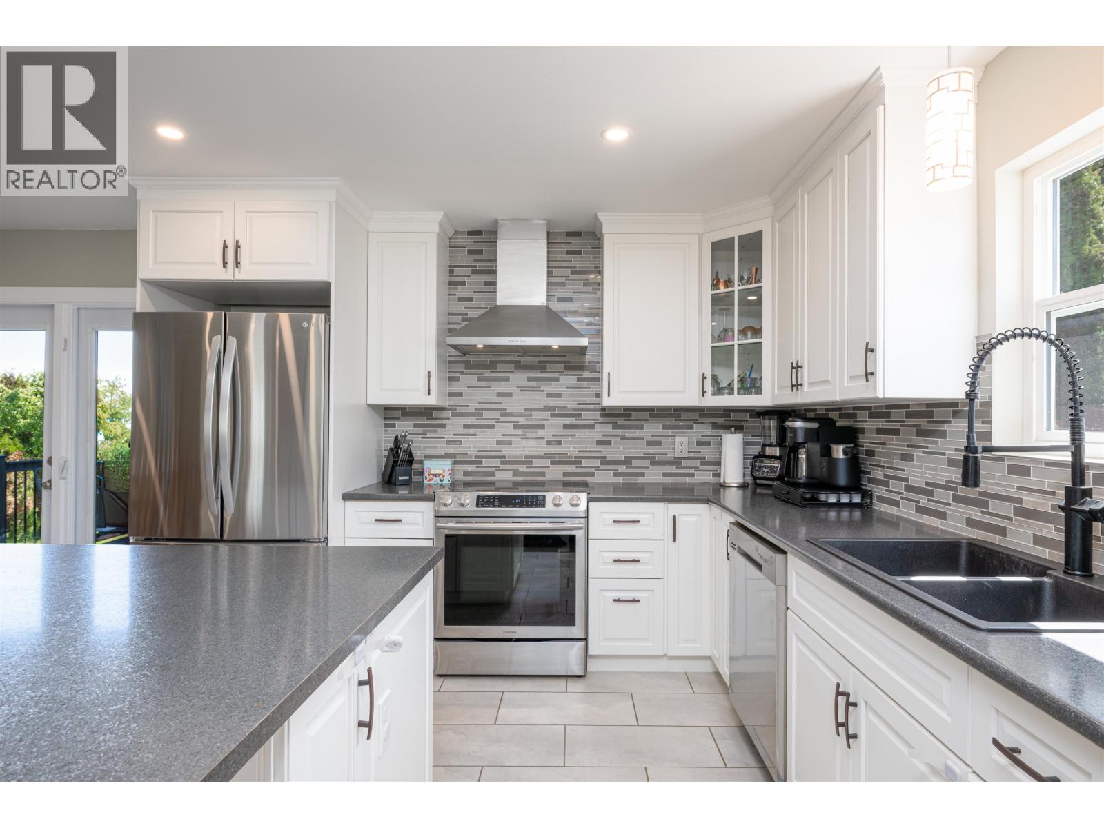 4049 Campbell Avenue, Prince George, British Columbia  V2N 2Y3 - Photo 7 - R3129499