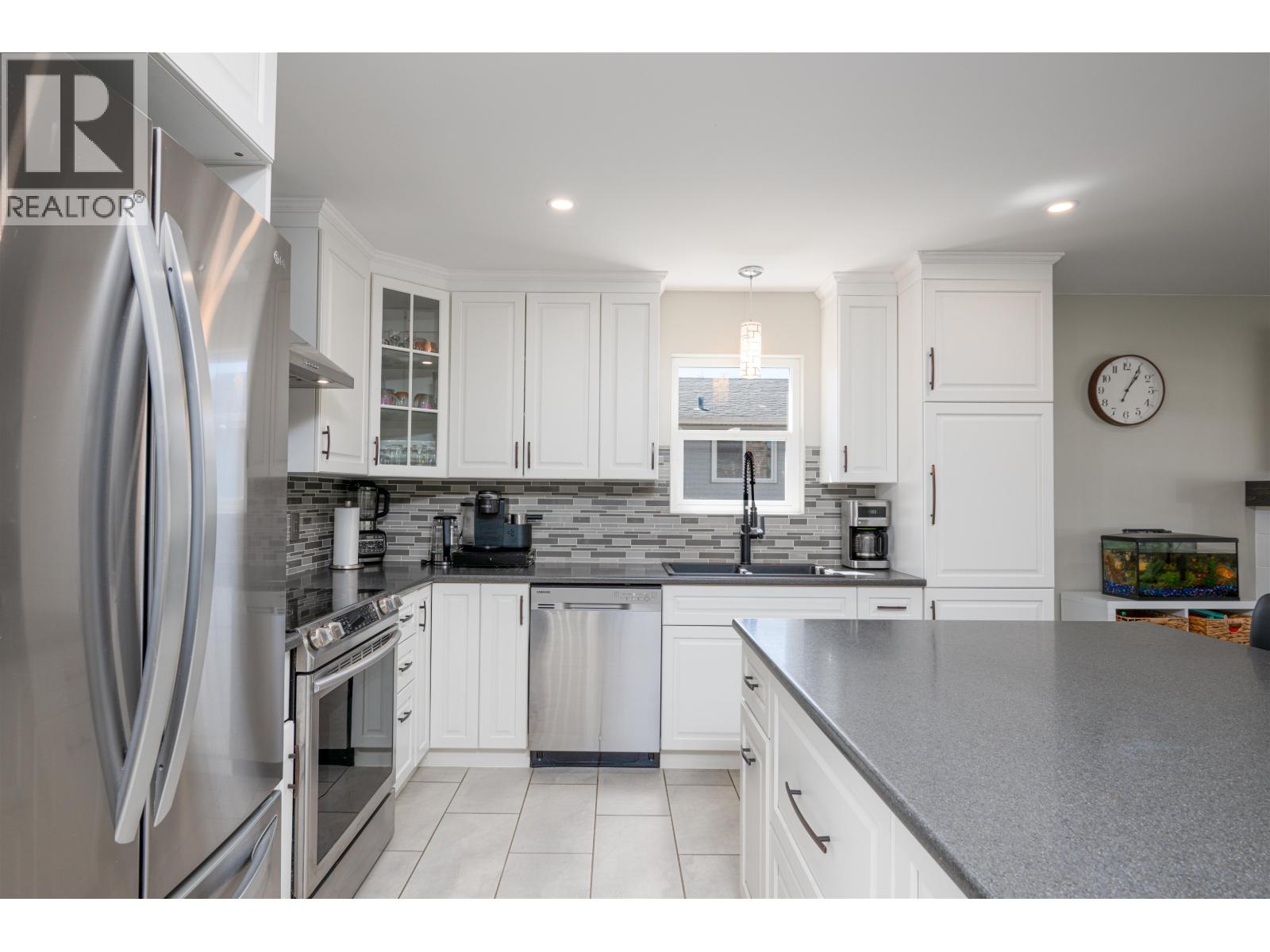 4049 Campbell Avenue, Prince George, British Columbia  V2N 2Y3 - Photo 8 - R3129499