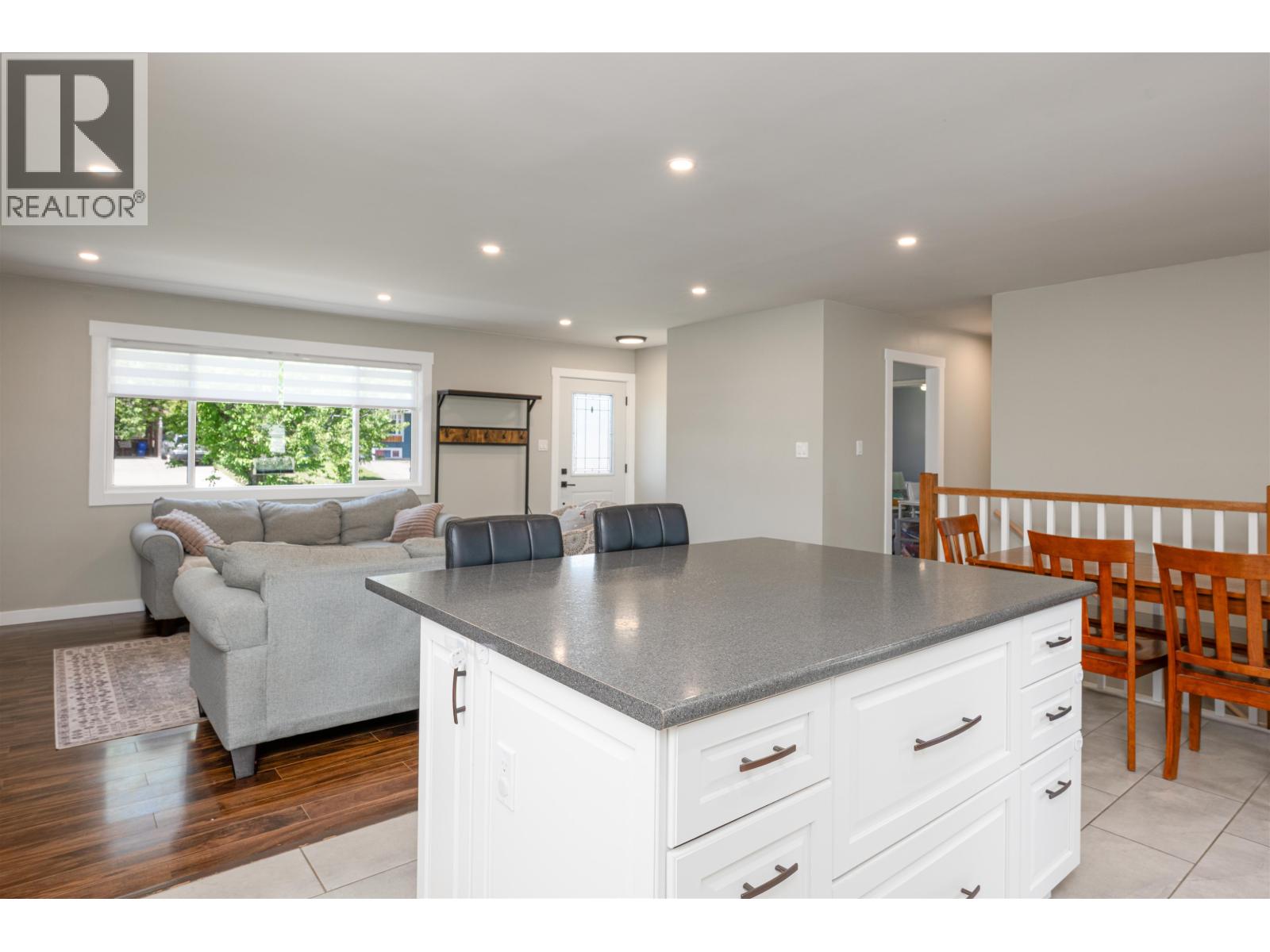 4049 Campbell Avenue, Prince George, British Columbia  V2N 2Y3 - Photo 9 - R3129499