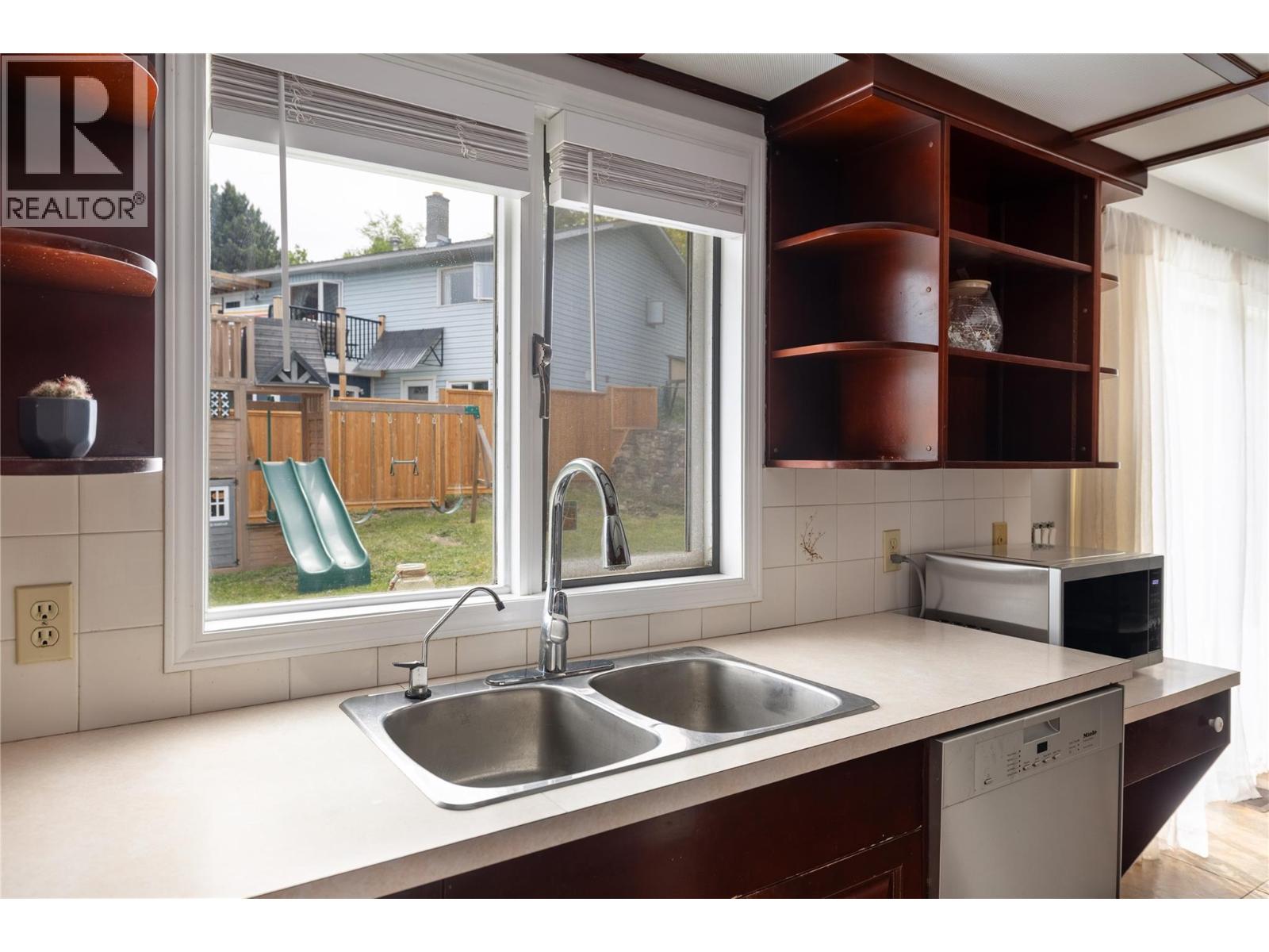 1078 Mt. Baldur Drive, Vernon, British Columbia  V1B 2N7 - Photo 20 - 10389236