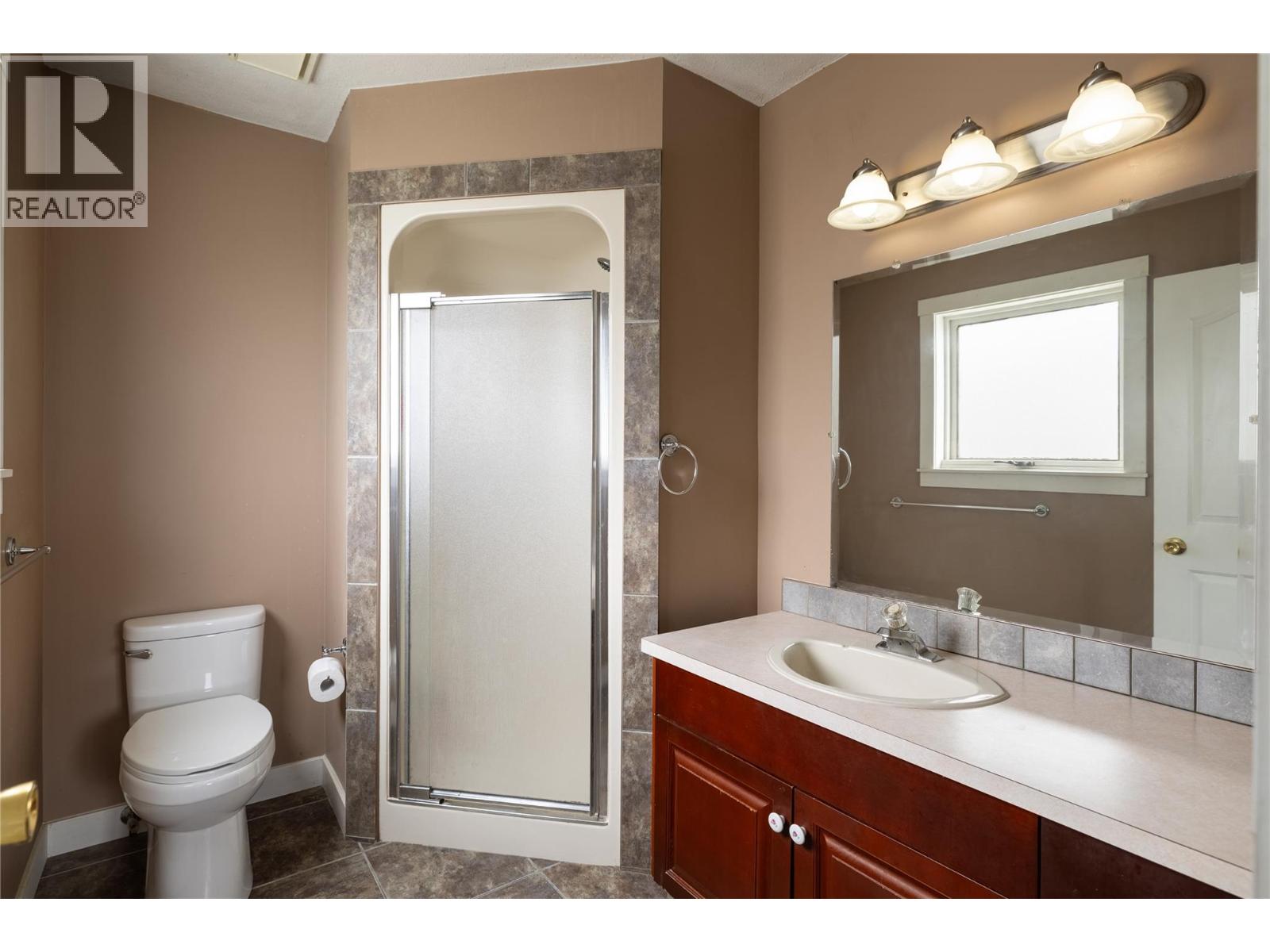 1078 Mt. Baldur Drive, Vernon, British Columbia  V1B 2N7 - Photo 38 - 10389236
