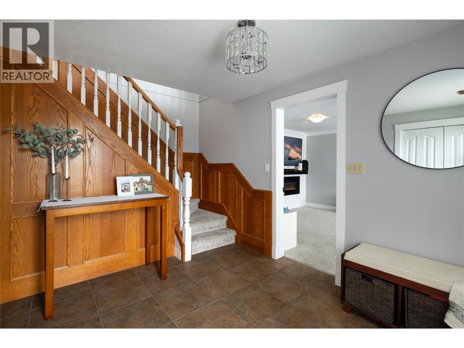1078 Mt. Baldur Drive, Vernon, British Columbia  V1B 2N7 - Photo 7 - 10389236