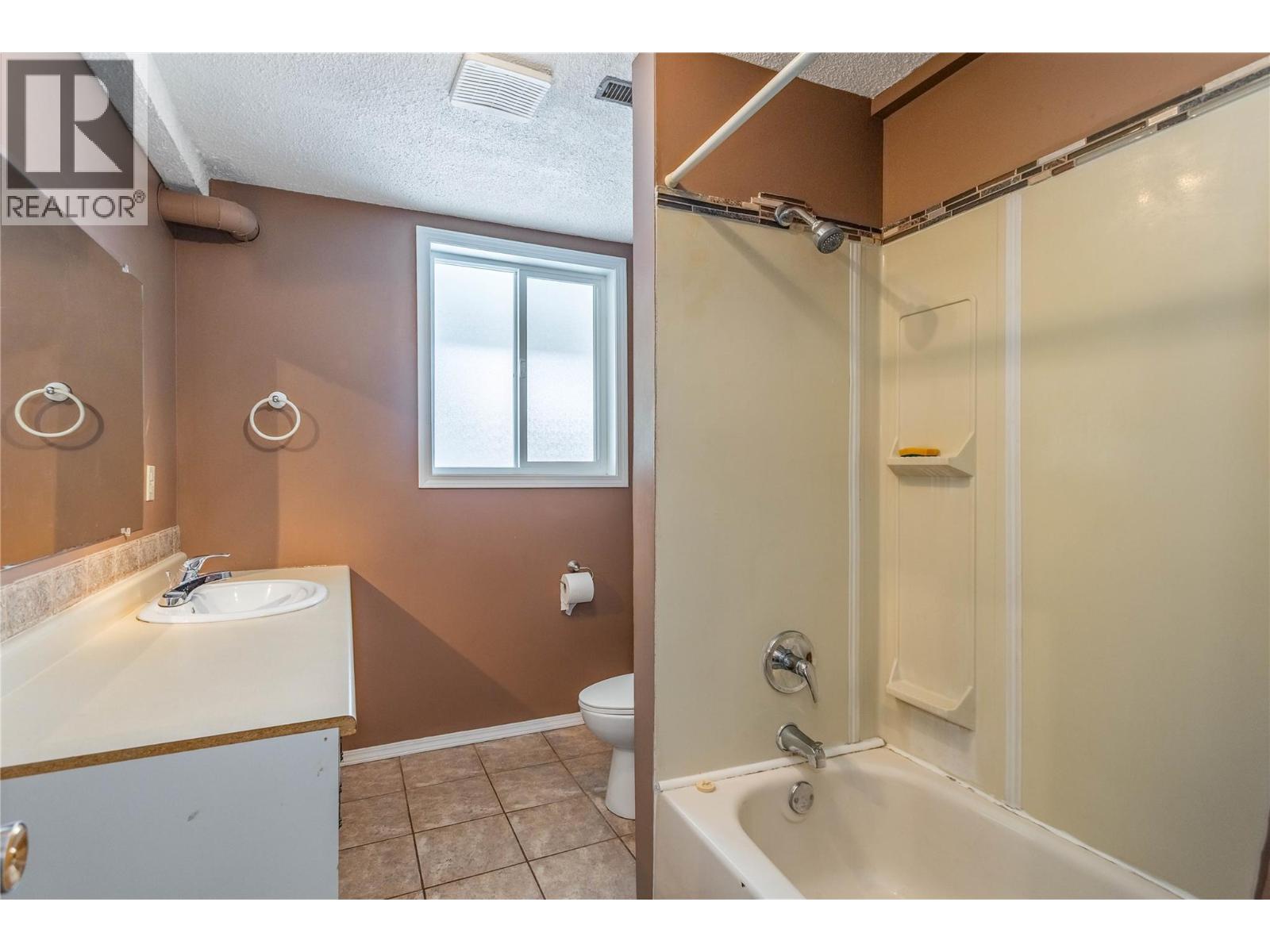 610 Monterey Road, Kelowna, British Columbia  V1X 1A2 - Photo 32 - 10388283