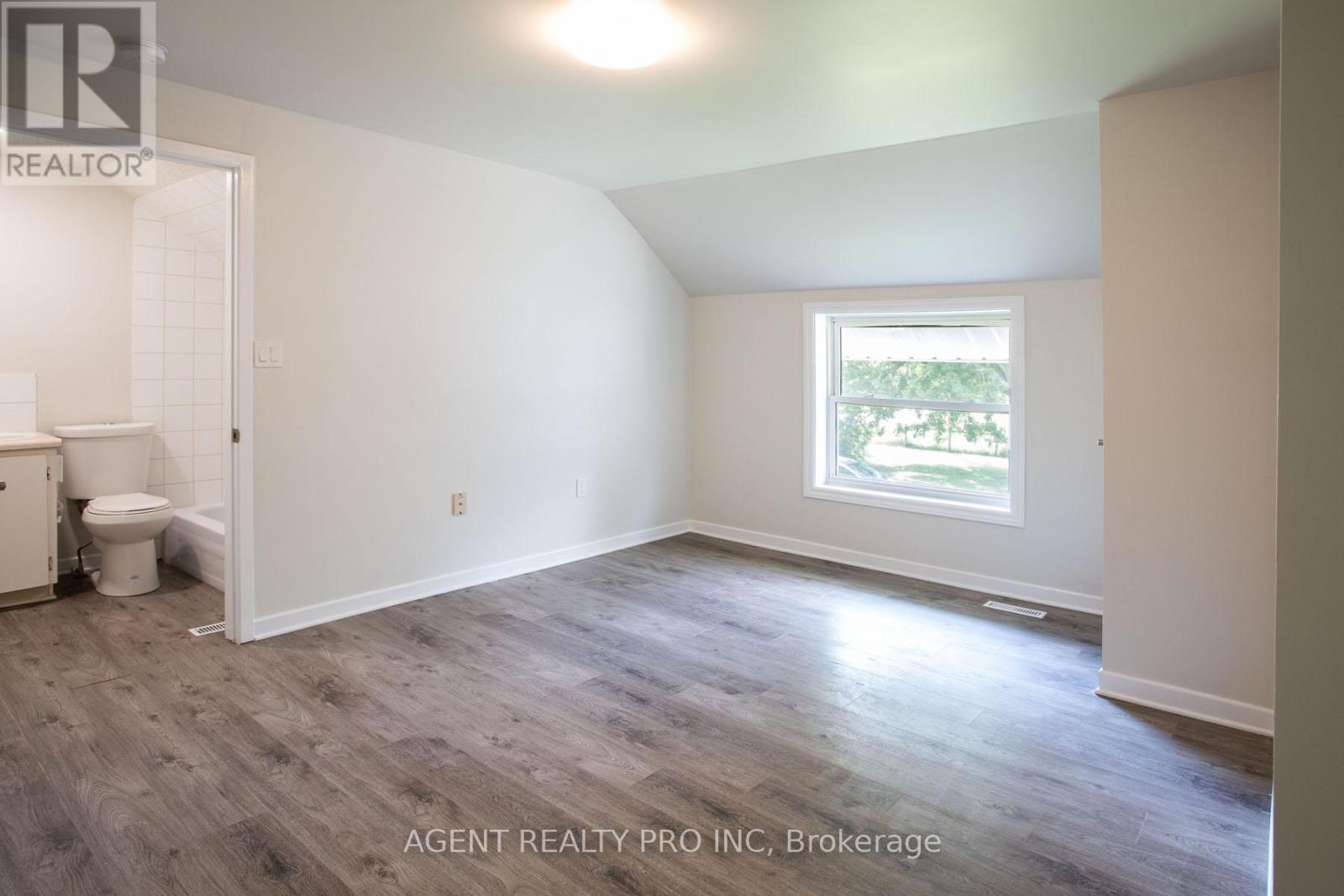 24264 Coldstream Road, Middlesex Centre, Ontario N0M 2A0 - Photo 36 - X13211504