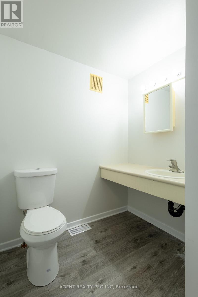 24264 Coldstream Road, Middlesex Centre, Ontario N0M 2A0 - Photo 37 - X13211504