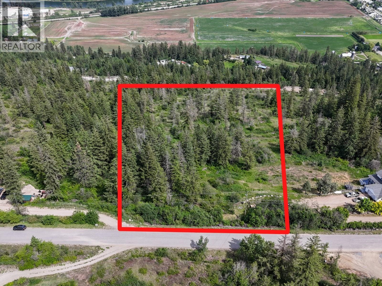 121 Twin Lakes Road, Enderby, British Columbia  V0E 1V3 - Photo 3 - 10389325