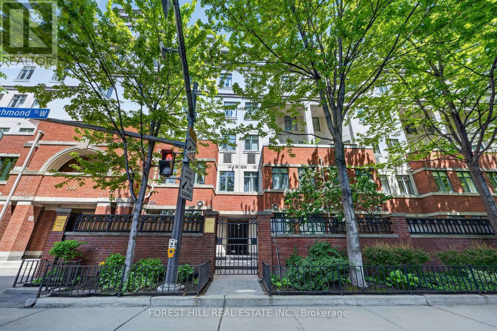 Th 115 - 500 Richmond Street W, Toronto, Ontario  M5V 3N4 - Photo 1 - C13211512