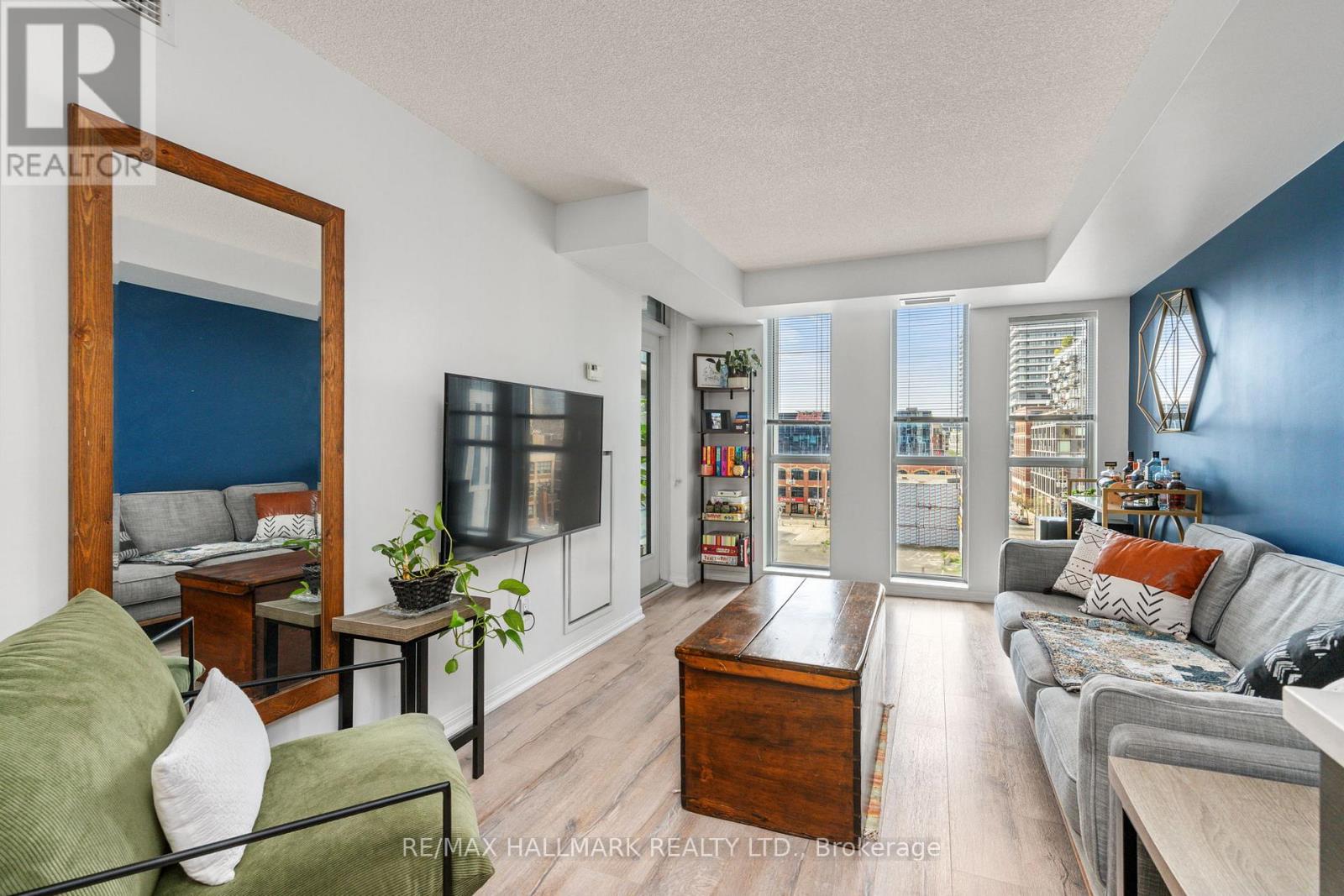 819 - 400 Adelaide Street E, Toronto, Ontario  M5A 4S3 - Photo 9 - C13211546