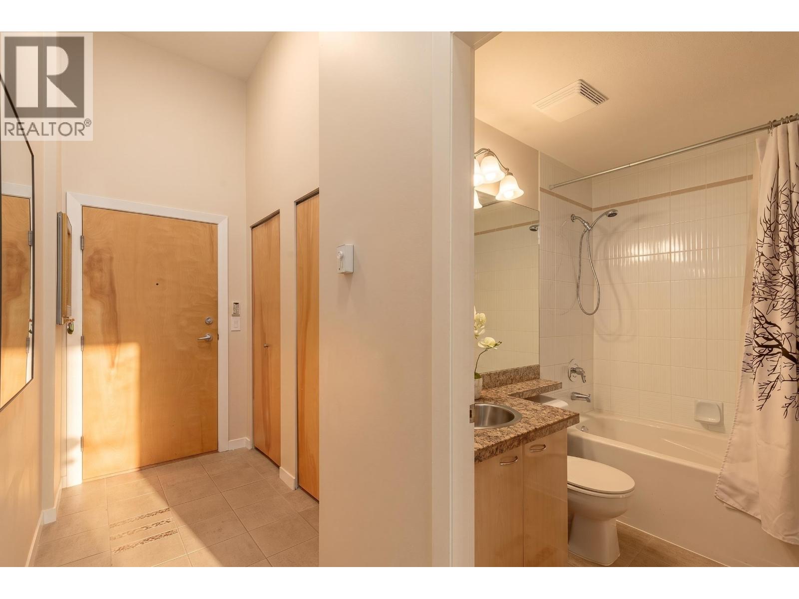 102 2228 Marstrand Avenue, Vancouver, British Columbia V6K 4T1 - Photo 13 - R3129436