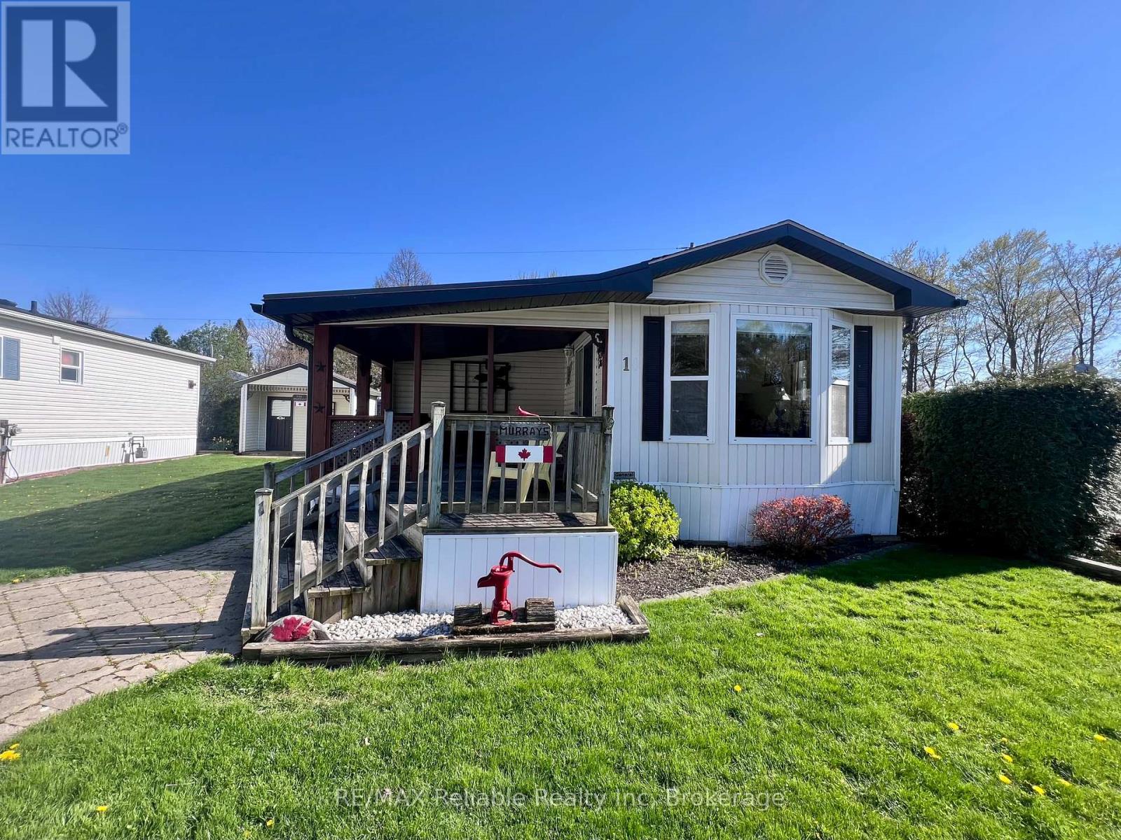 1 Club Terrace - 77307 Bluewater Highway, Bluewater, Ontario  N0M 1G0 - Photo 16 - X13211516