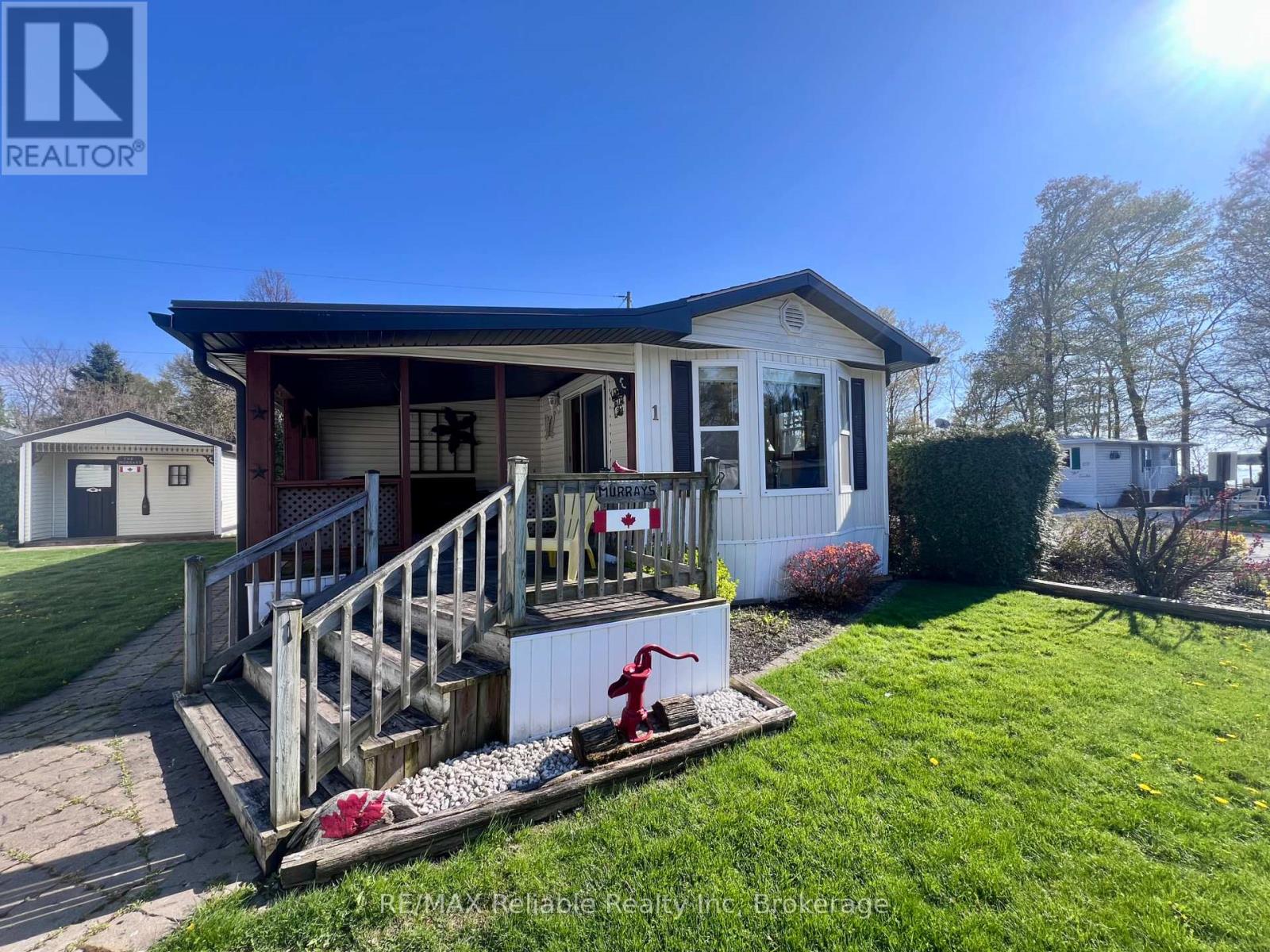 1 Club Terrace - 77307 Bluewater Highway, Bluewater, Ontario  N0M 1G0 - Photo 17 - X13211516