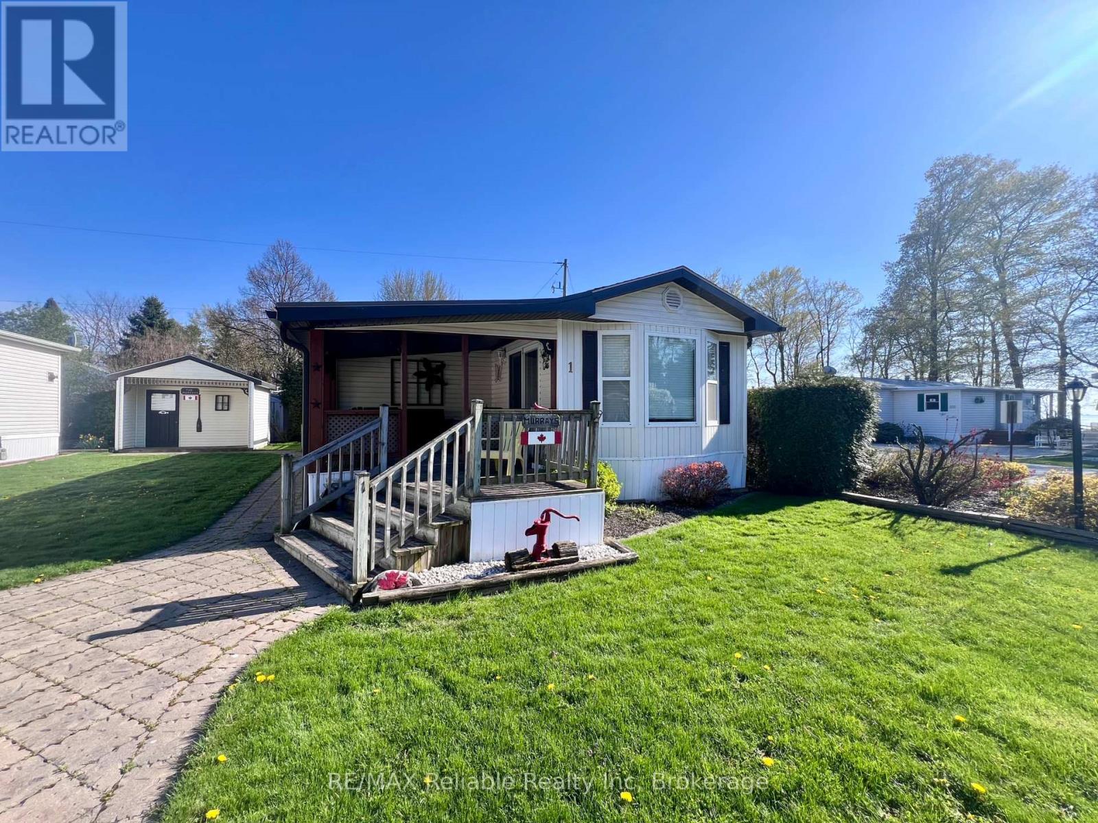 1 Club Terrace - 77307 Bluewater Highway, Bluewater, Ontario  N0M 1G0 - Photo 23 - X13211516