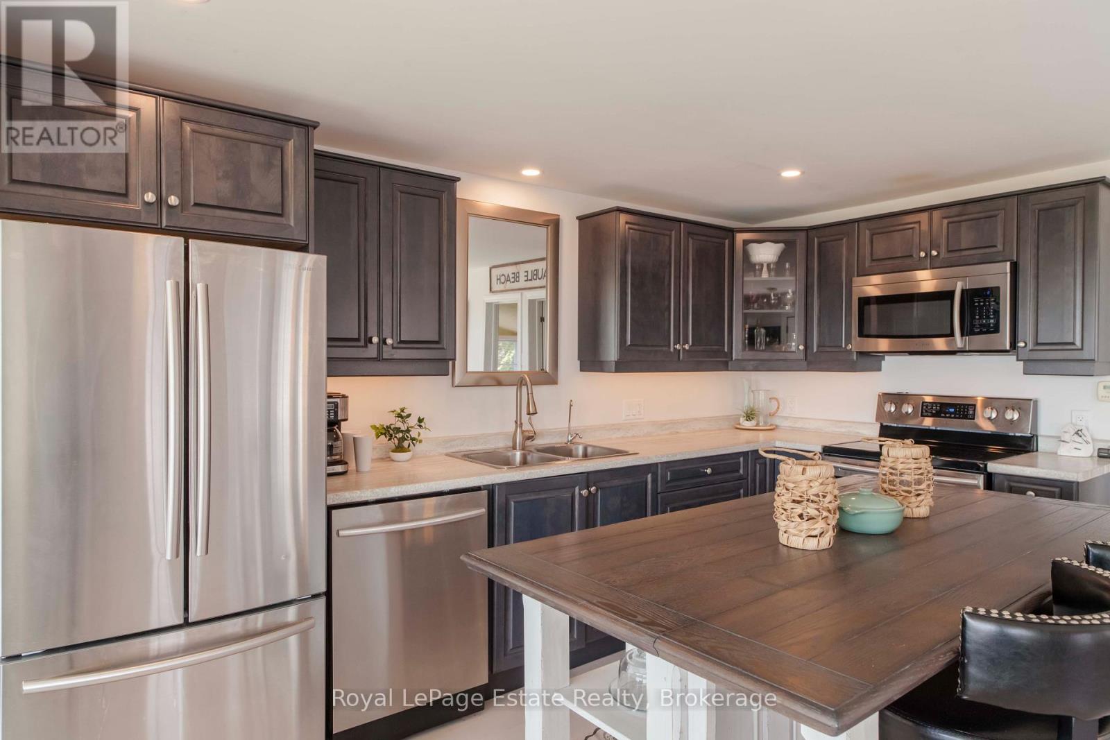 1021 Lakeshore Boulevard N, South Bruce Peninsula, Ontario  N0H 2G0 - Photo 23 - X13211524