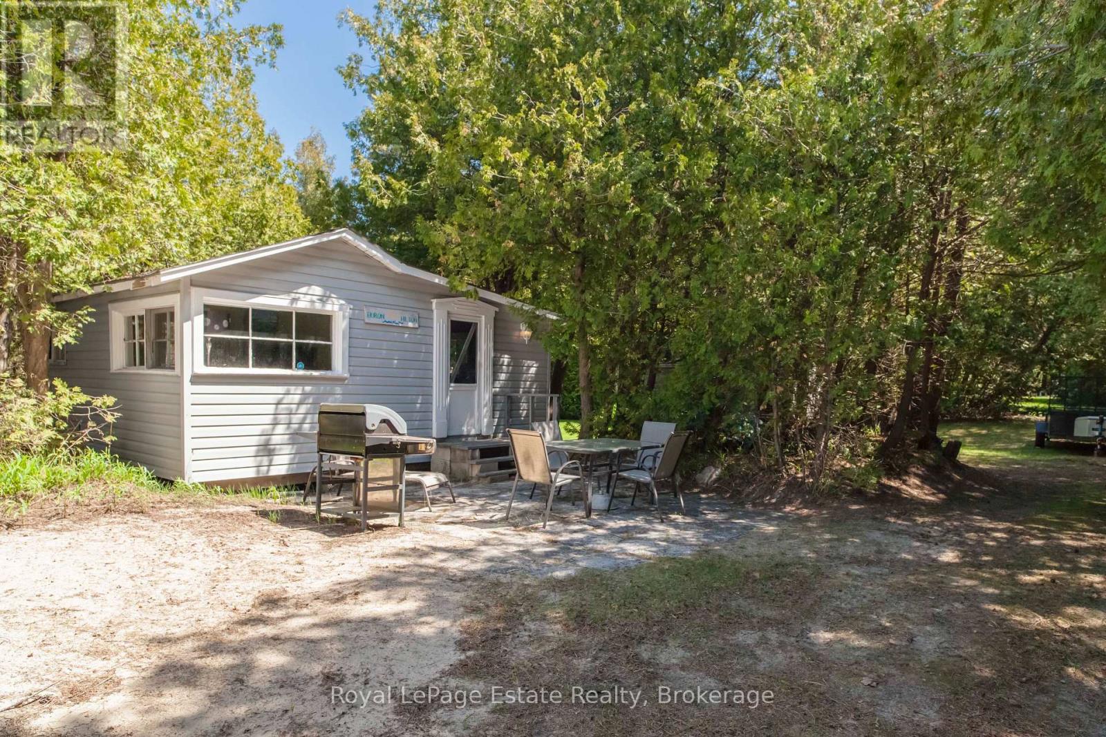 1021 Lakeshore Boulevard N, South Bruce Peninsula, Ontario  N0H 2G0 - Photo 38 - X13211524